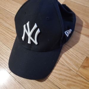 Blue yankees hat